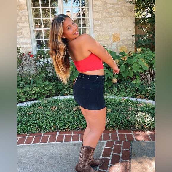 WELCOME TO MY PAGE🪩💌🐅 - Picture 1 of 2